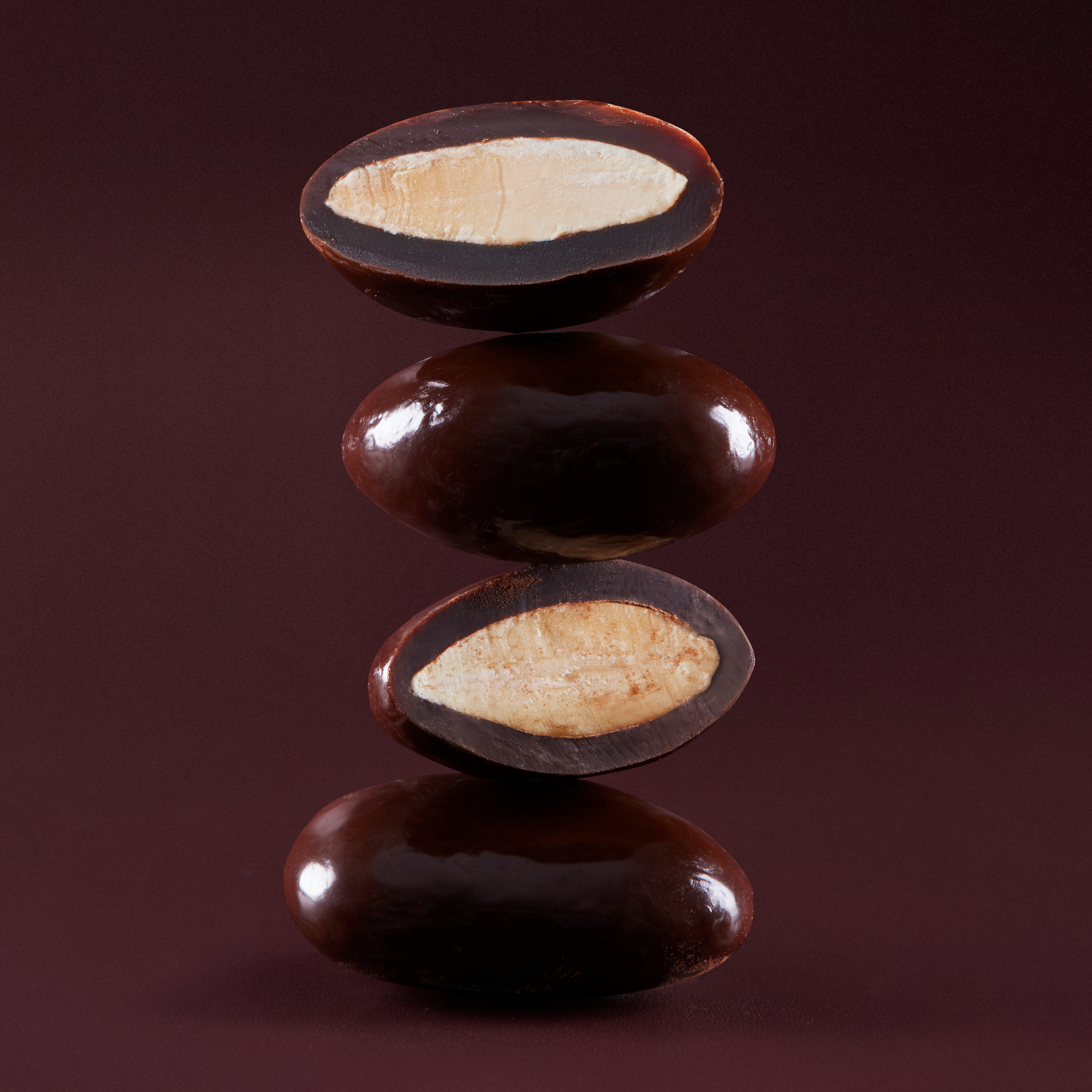 Dark Almond Dragée