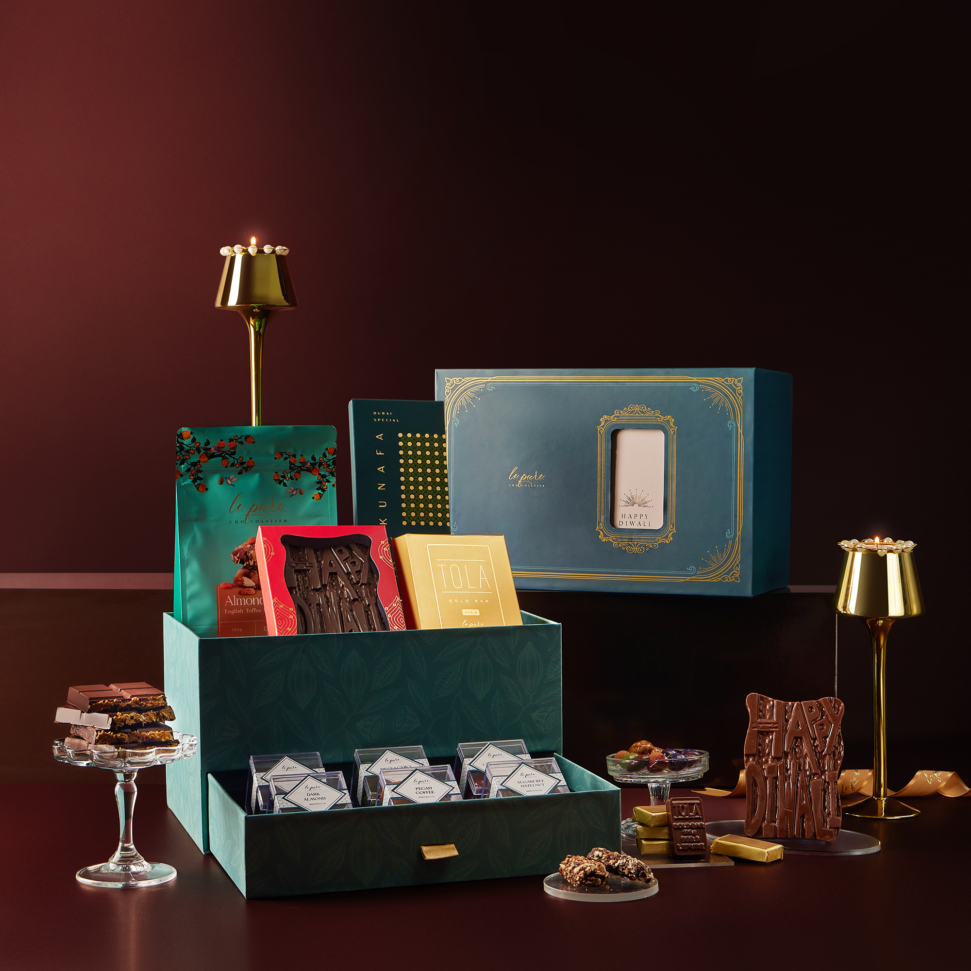 Vintage Luxe Hamper