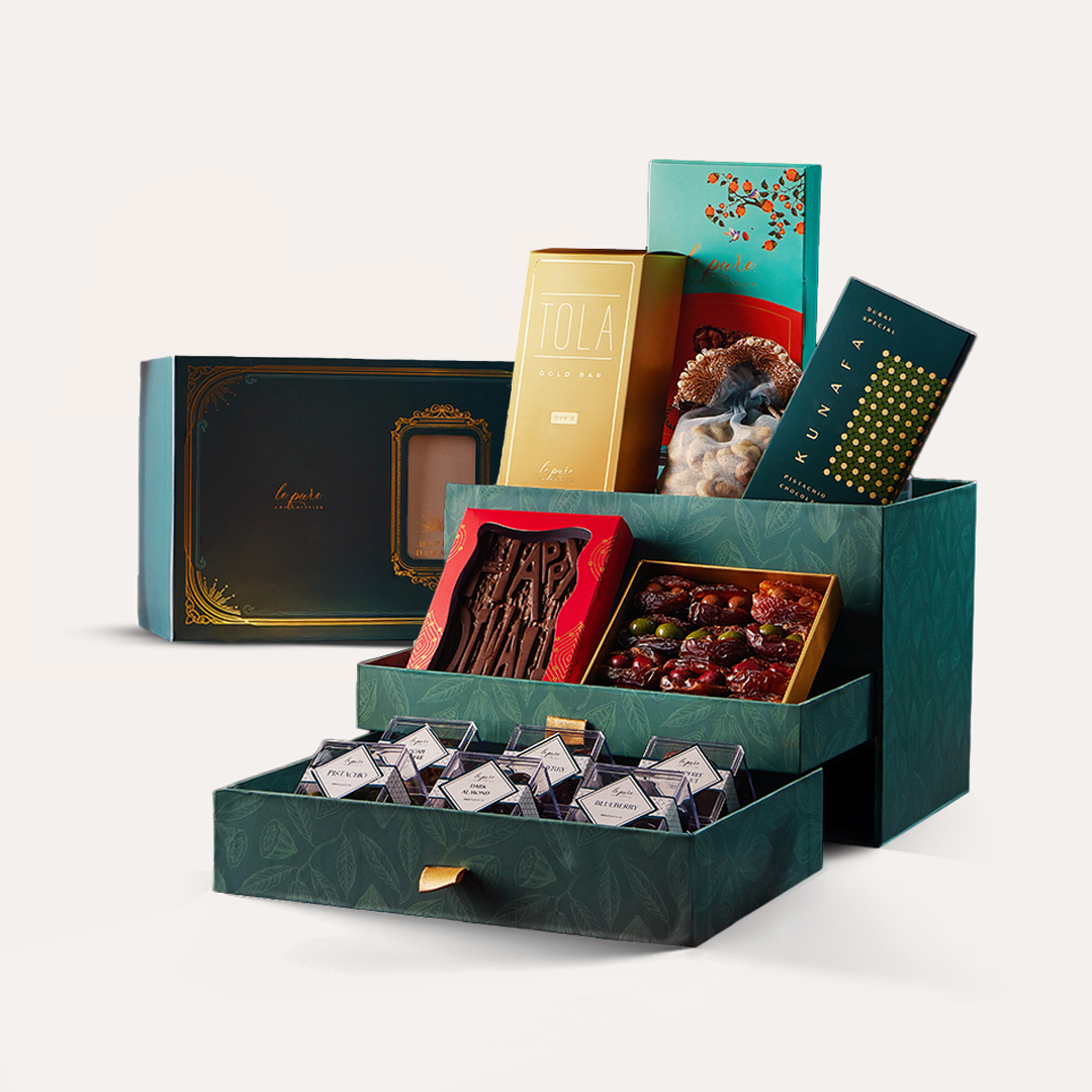 Vintage Grandeur Hamper